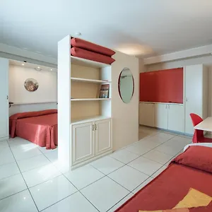 White Palace Aparthotel